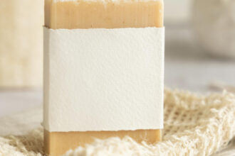 Packaging savon artisanal : comment valoriser vos créations naturelles avec un emballage responsable ?